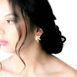 Delicate navy Swarovski crystal stud earrings - CHRISTINA