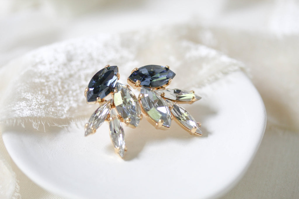 Delicate navy Swarovski crystal stud earrings - CHRISTINA