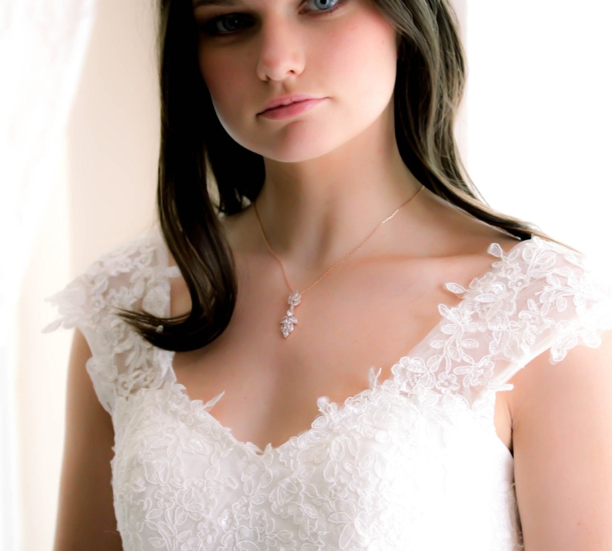 Delicate Rose gold Back necklace - KRISTEN - Treasures by Agnes
