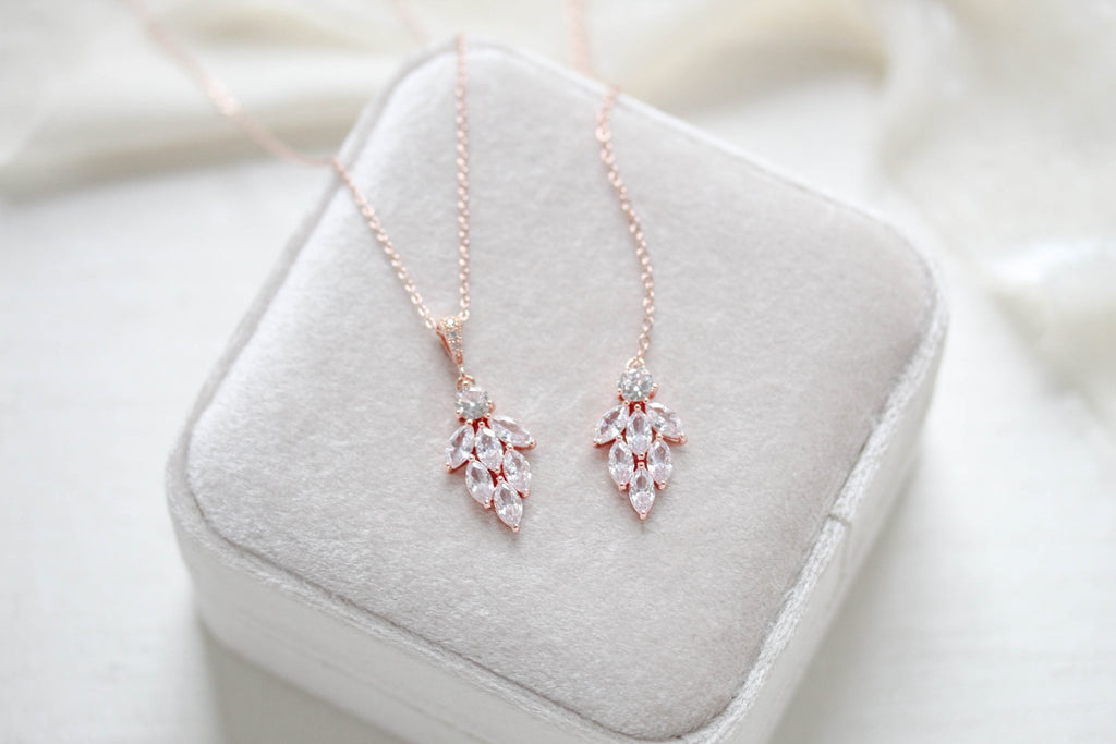 Delicate Rose gold Back necklace - KRISTEN