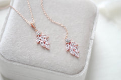 Delicate Rose gold Back necklace - KRISTEN