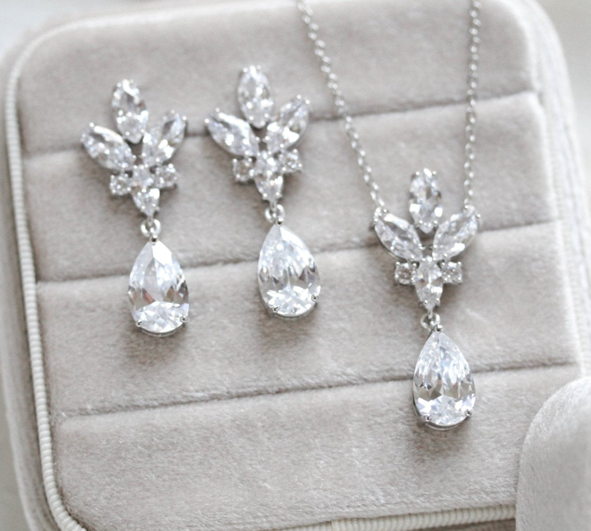 Delicate rose gold crystal drop wedding necklace set - DIVINE