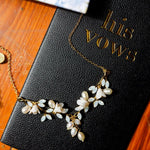Floral necklace with freshwater pearls and crystals - LOLITA - Treasures by Agnes