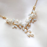 Floral necklace with freshwater pearls and crystals - LOLITA - Treasures by Agnes