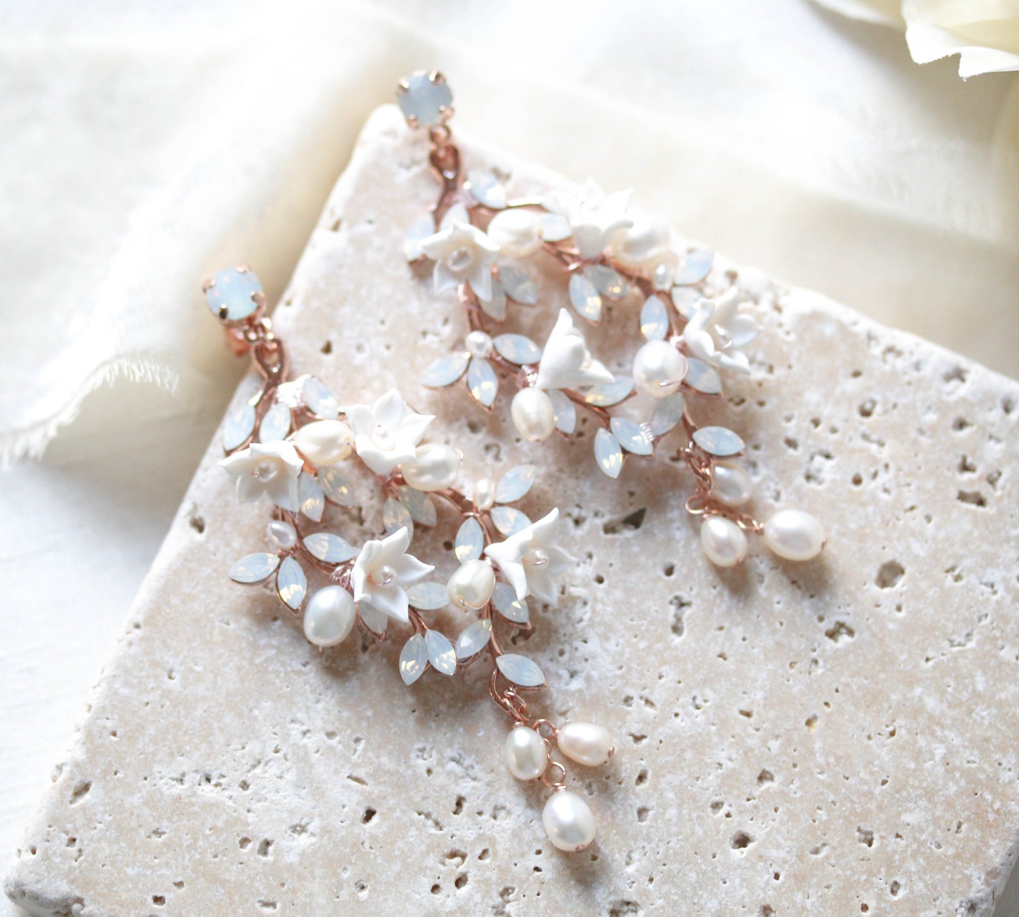 Floral pearl earrings for bride - LOLITA - Treasures by Agnes
