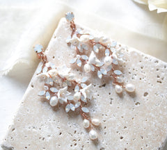 Floral pearl earrings for bride - LOLITA - Treasures by Agnes