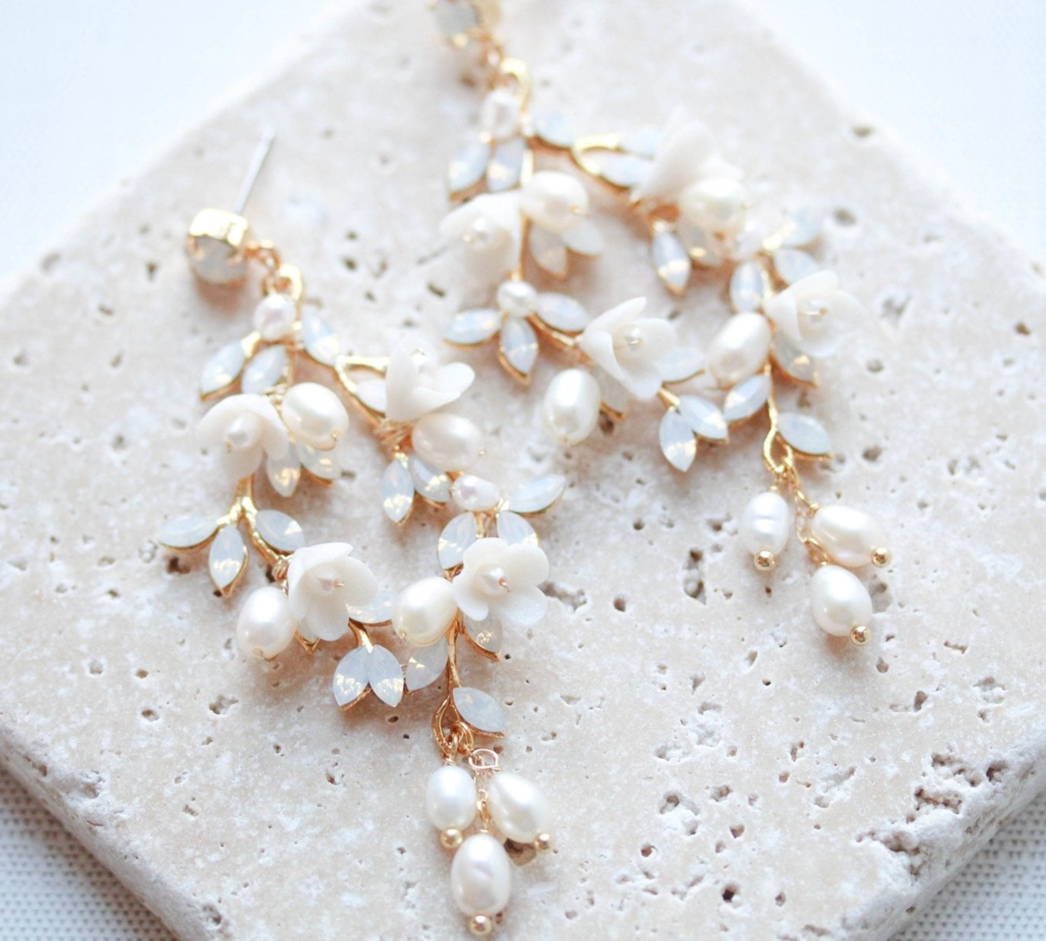 Floral pearl earrings for bride - LOLITA - Treasures by Agnes