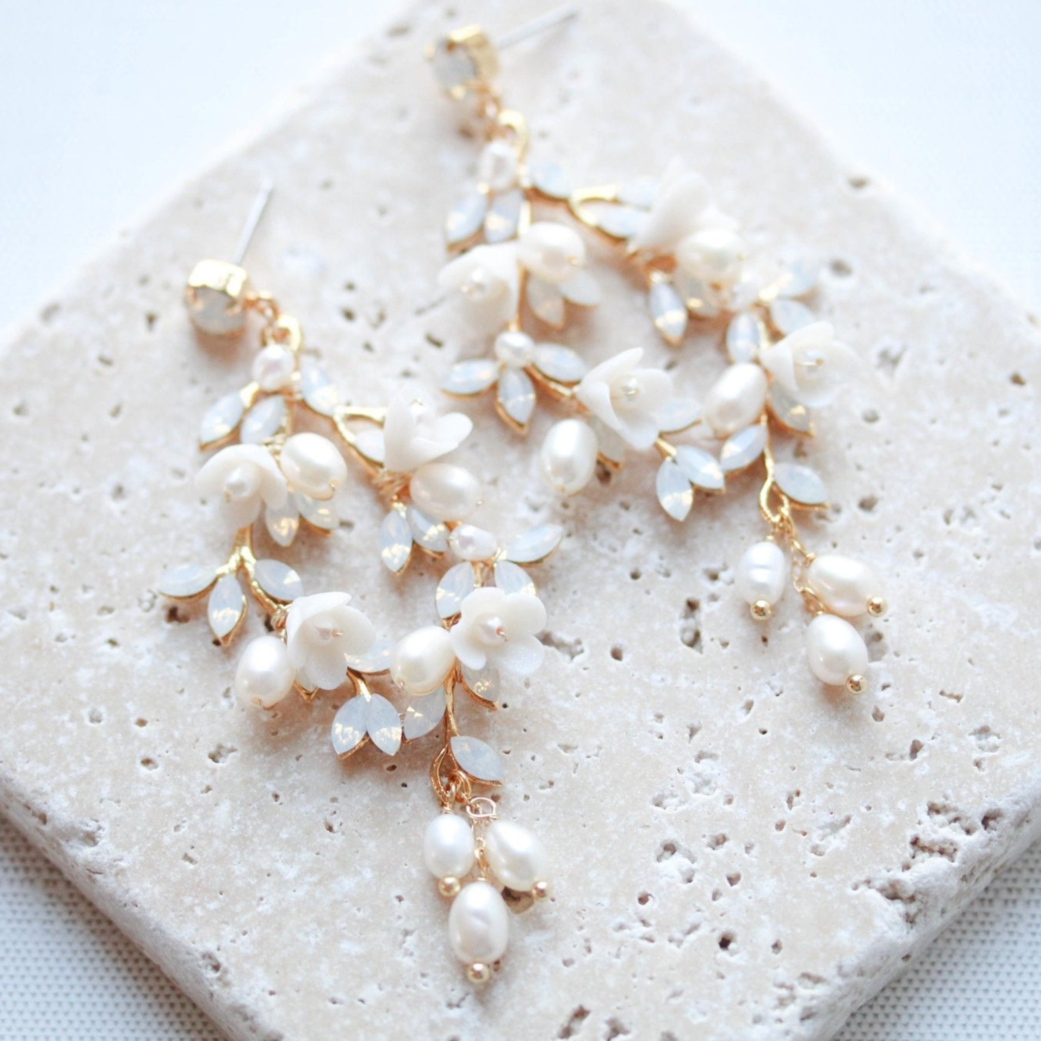 Floral pearl earrings for bride - LOLITA - Treasures by Agnes