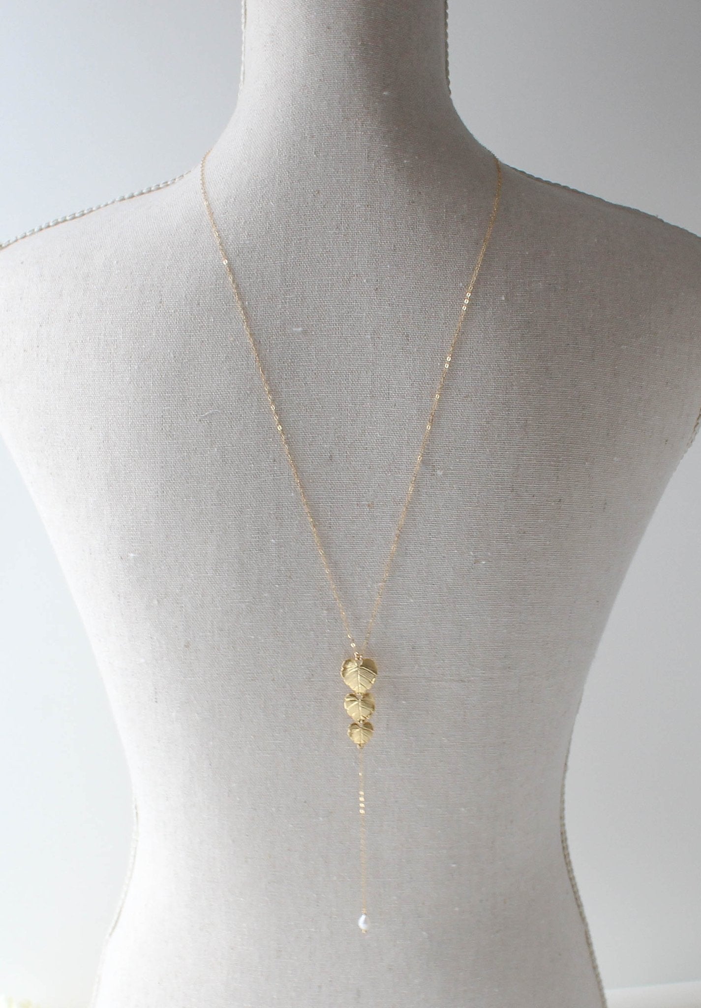 Gold bridal back necklace with freshwater pearls - DELANEY - Treasures by Agnes