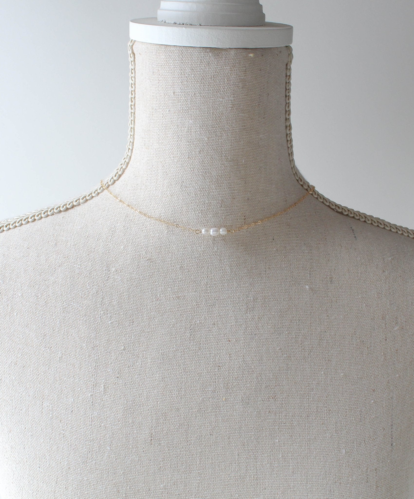 Gold bridal back necklace with freshwater pearls - DELANEY - Treasures by Agnes