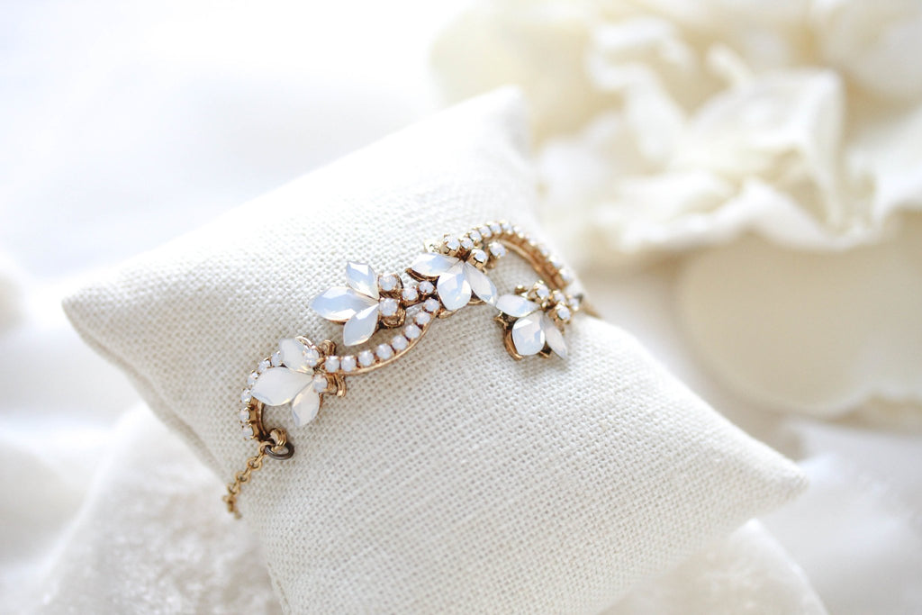 Gold Floral bracelet for bride - CLEO - Treasures by Agnes