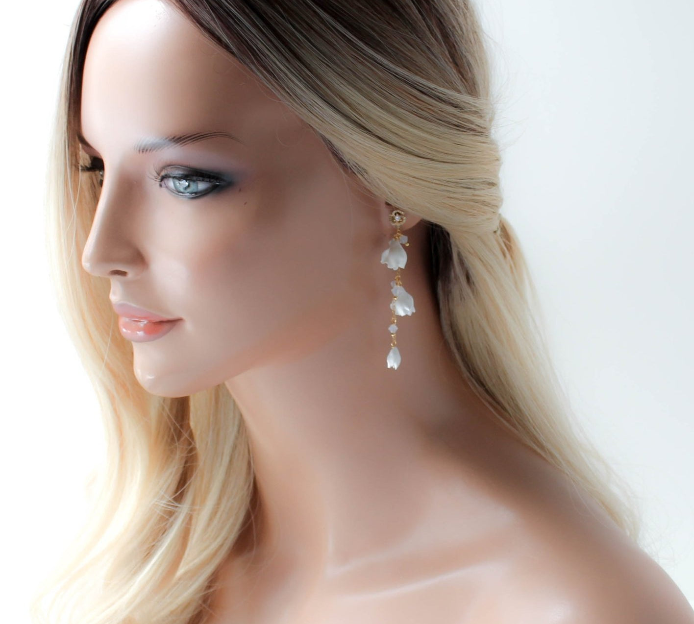 Gold floral earrings with white opal crystal beads - MILANI - Treasures by Agnes