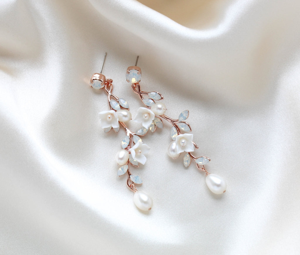Gold Floral Freshwater pearl earrings - LOLITA - Treasures by Agnes