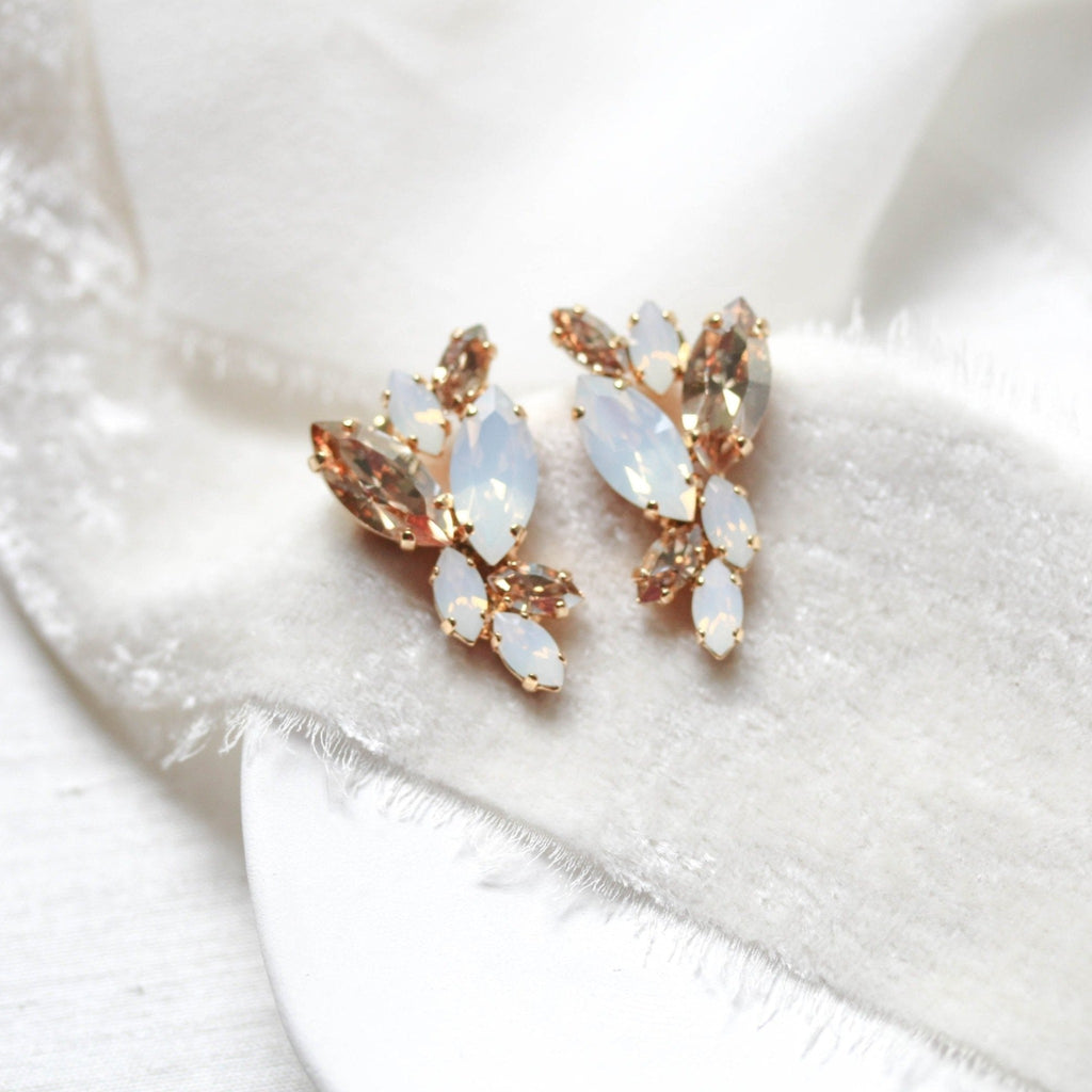 Gold stud earrings for bride - GLORIA - Treasures by Agnes