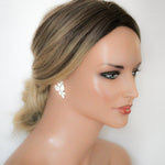 Gold stud earrings for bride - GLORIA - Treasures by Agnes