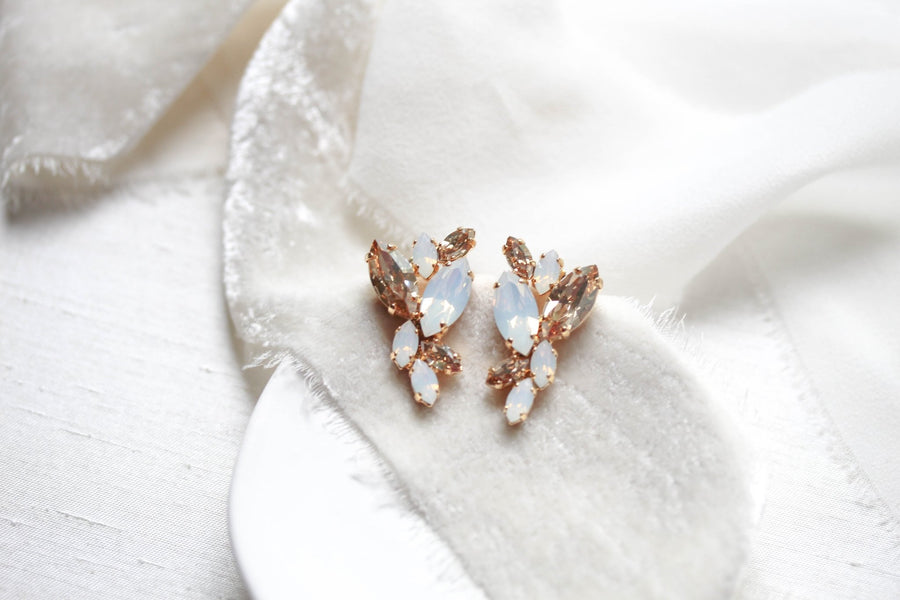 Gold stud earrings for bride - GLORIA - Treasures by Agnes