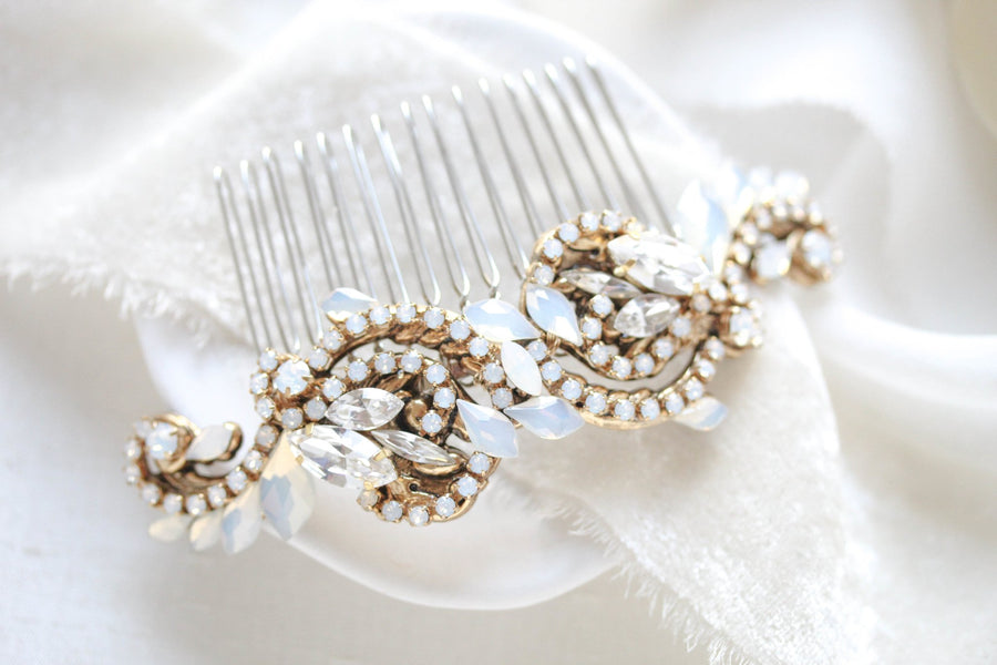 Gold Wedding hair comb with white crystals - DAKOTA - Treasures by Agnes