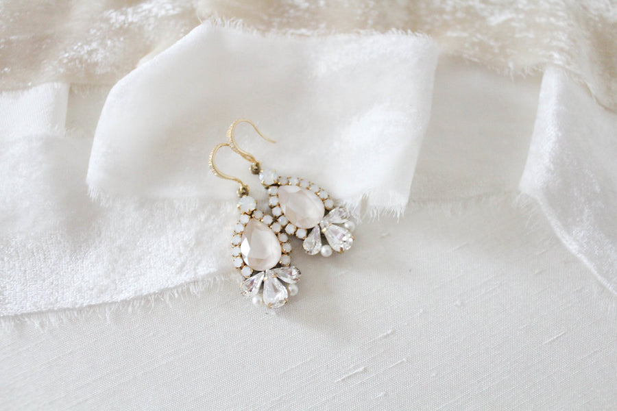 Ivory cream Bridal earrings with white opal accents - BRIANNA - Treasures by Agnes