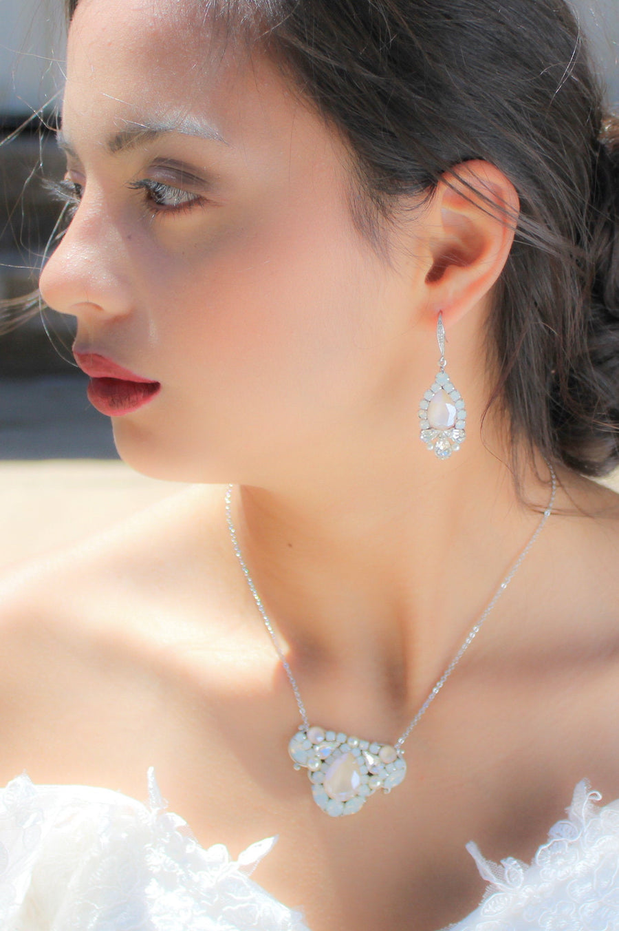 Ivory cream Bridal earrings with white opal accents - BRIANNA - Treasures by Agnes