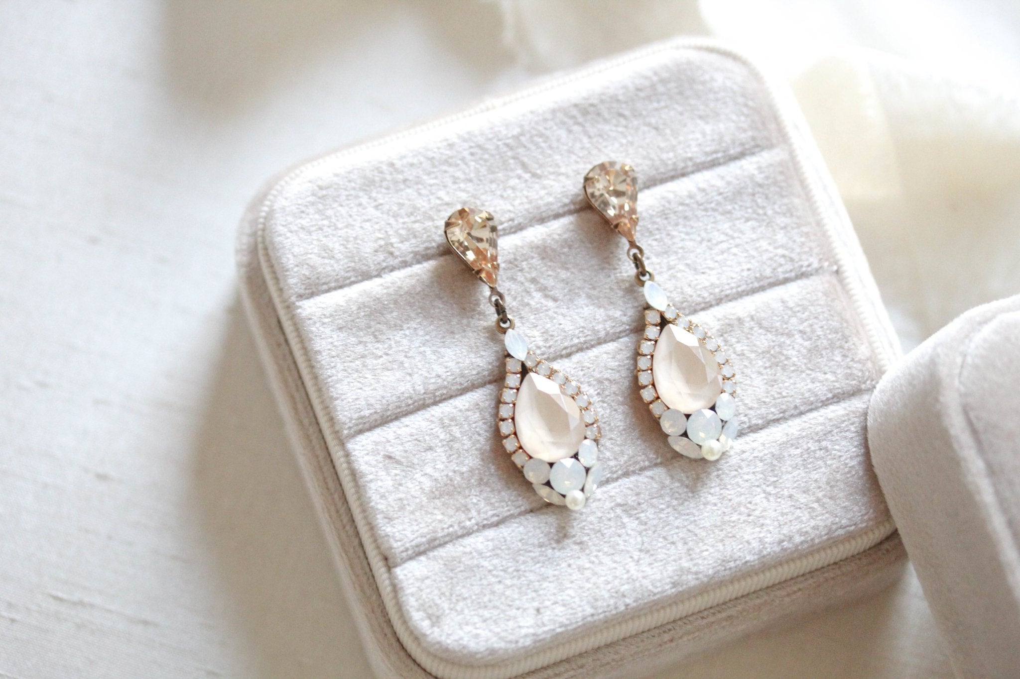 Ivory cream crystal bridal earrings - JULIA