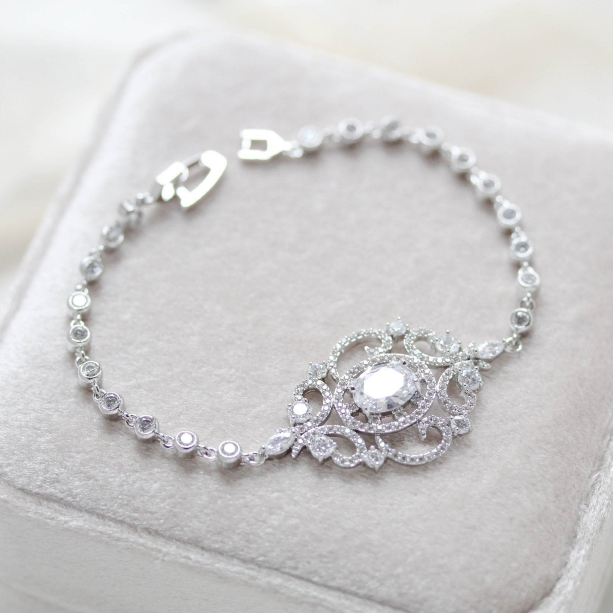 Cubic zirconia pendant Bridal bracelet - KENDRA 