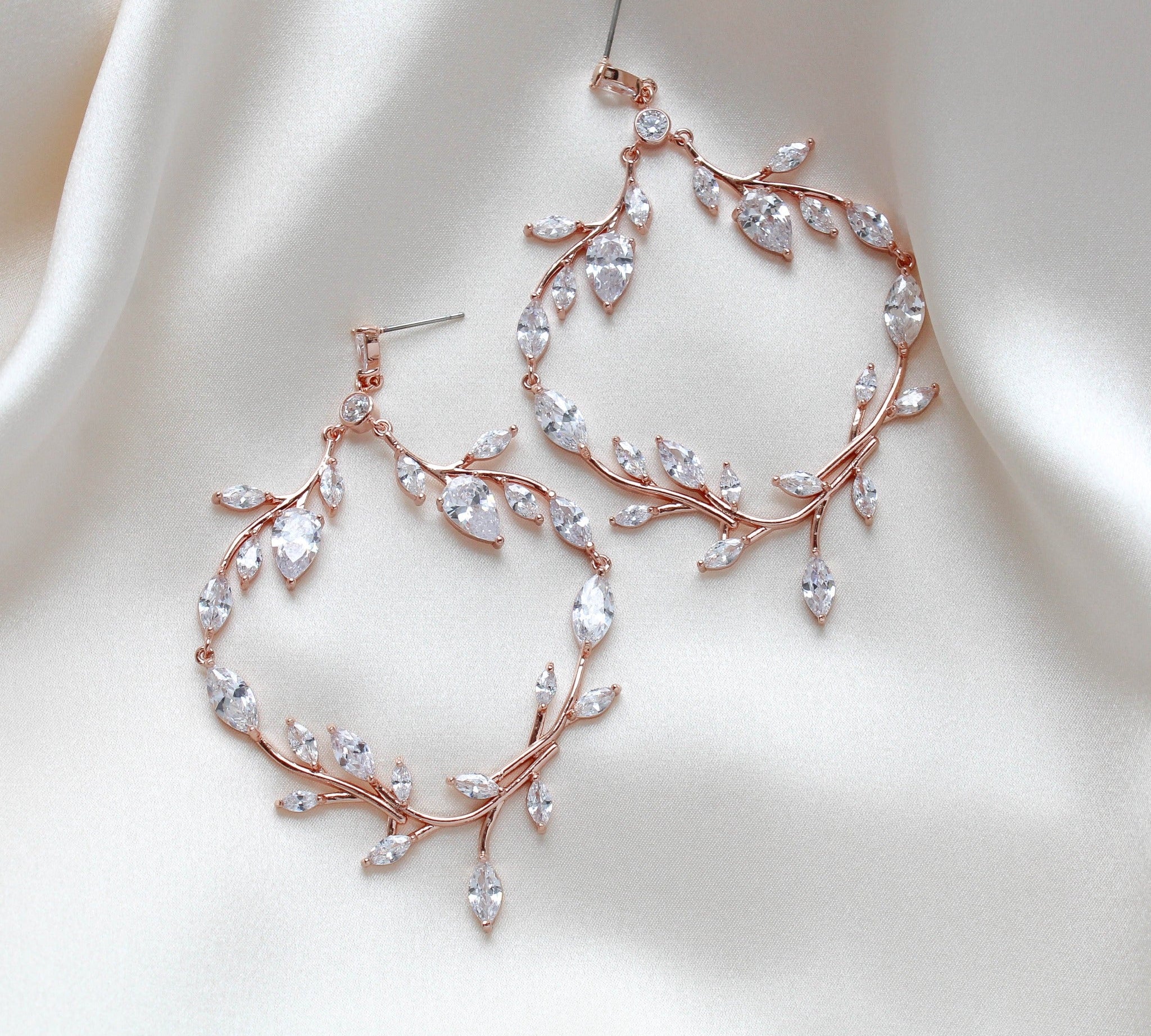 Large rose gold statement wedding earrings - APRILLE - Treasures by Agnes