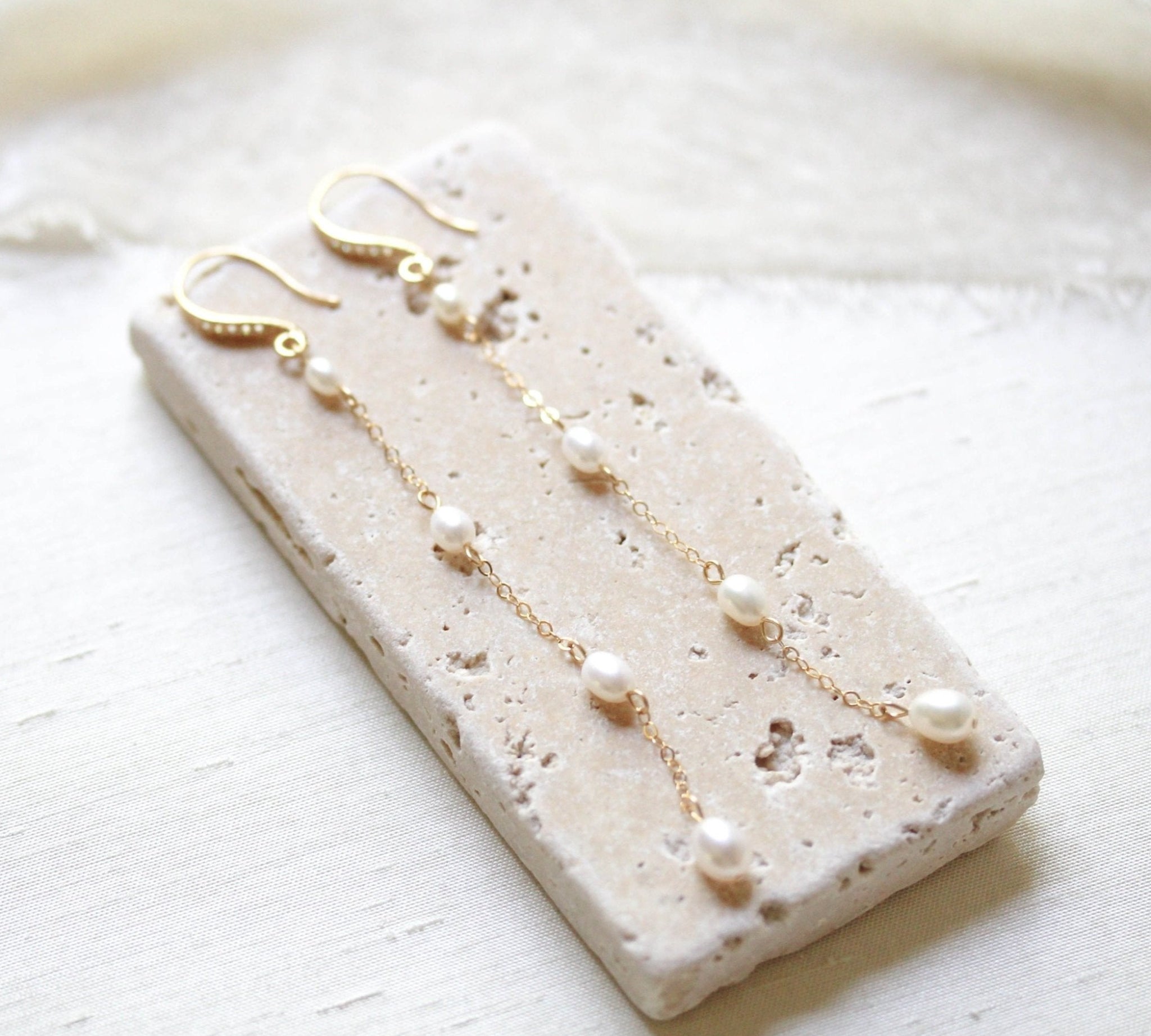 Long gold and pearl earrings - DEMI - Treasures by Agnes