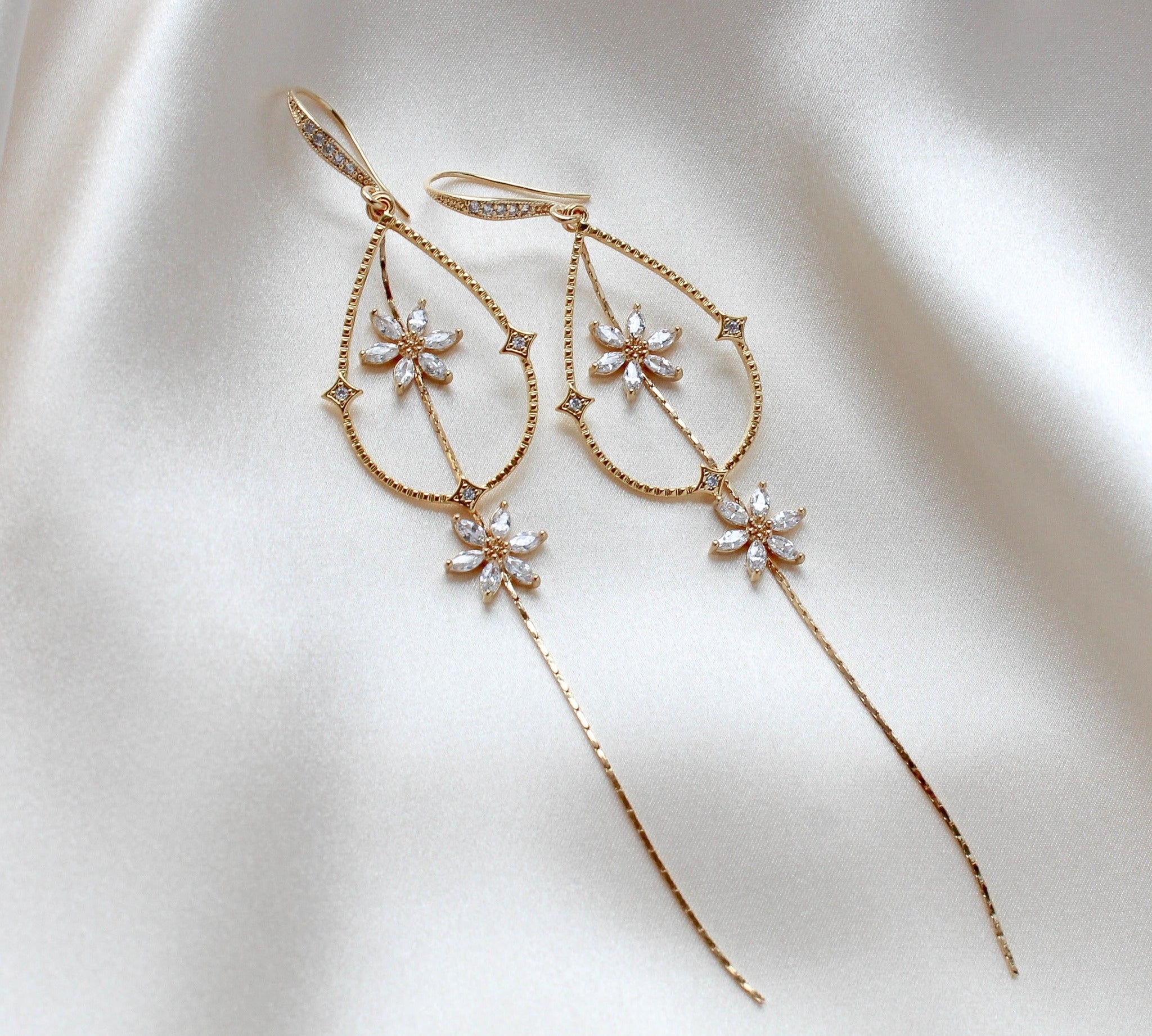 Long gold minimalist statement Bridal earrings - SERAPHENA - Treasures by Agnes
