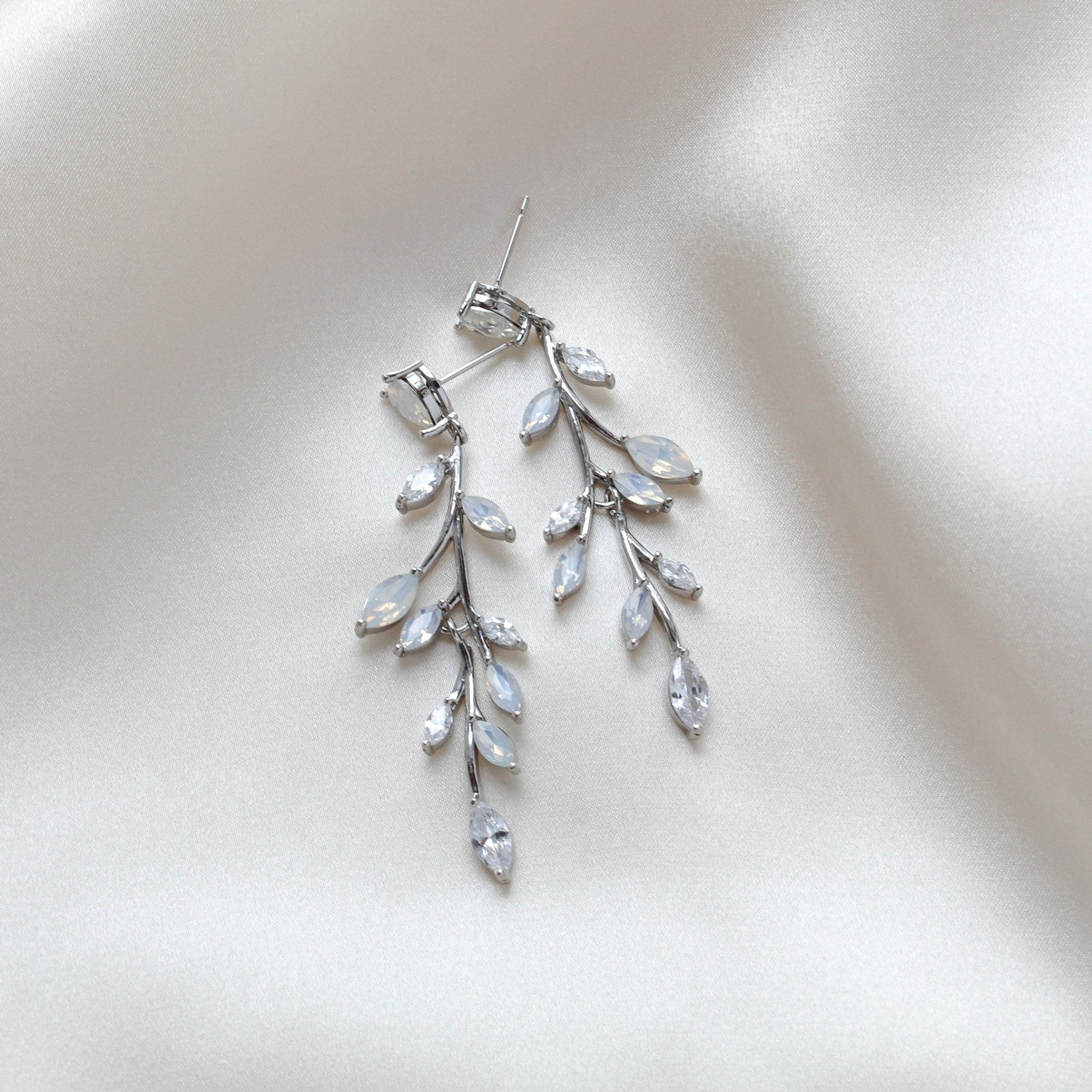Long rose gold vine earrings with white opal crystals - APRILLE - Treasures by Agnes