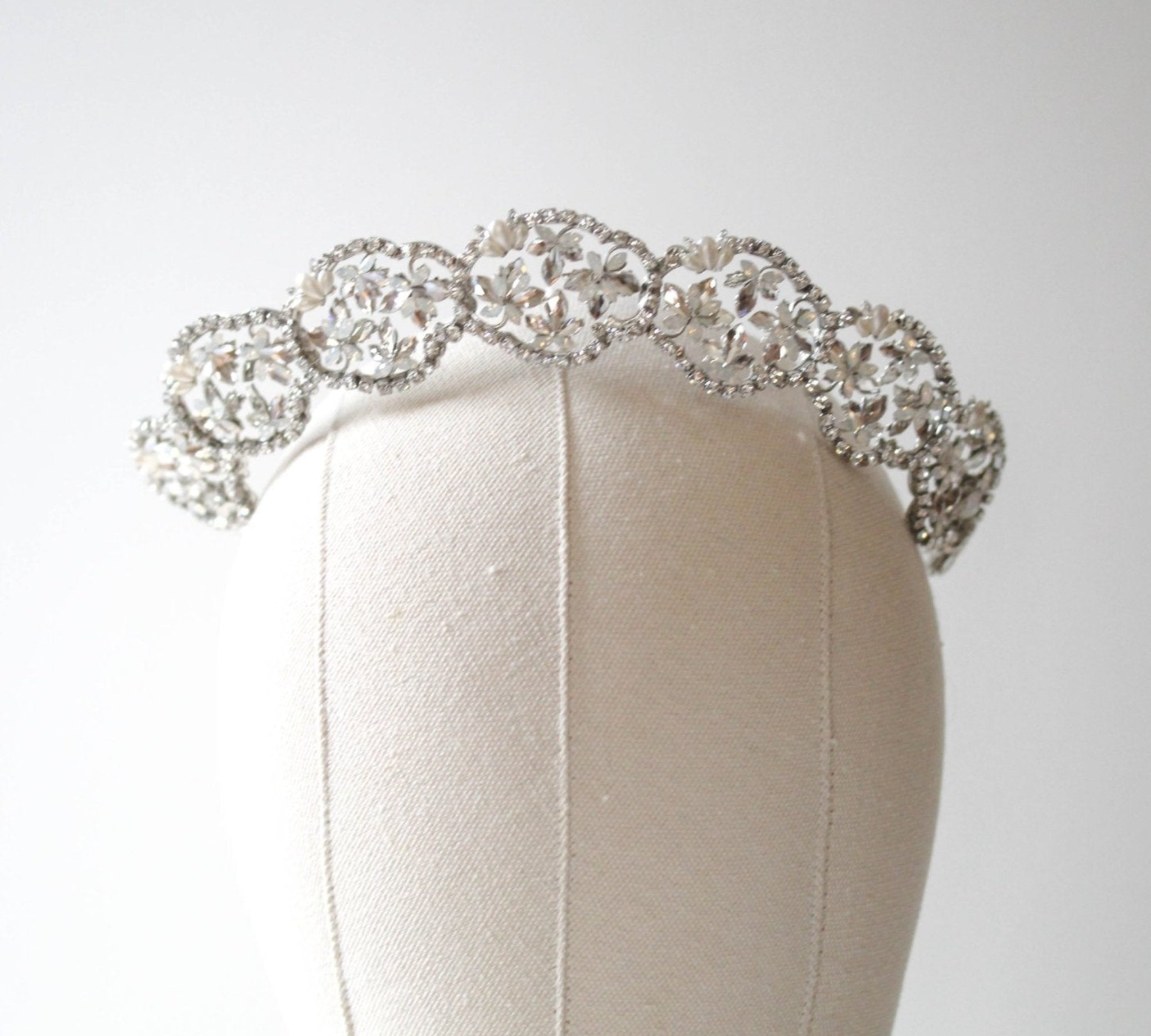 Luisa Crystal and pearl crown - Treasures by Agnes