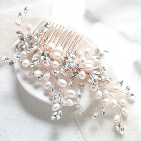 Pearl and crystal bridal hair comb - MADDIE - Treasures by Agnes