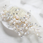 Pearl and crystal bridal hair comb - MADDIE - Treasures by Agnes