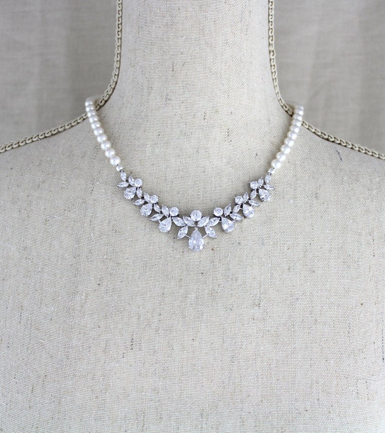 Pearl Bridal backdrop necklace - Treasures by Agnes