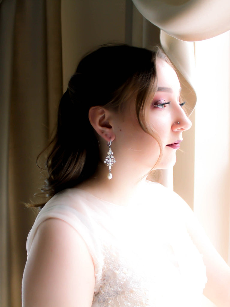 Pearl drop crystal Bridal earrings - STEPHANIE - Treasures by Agnes