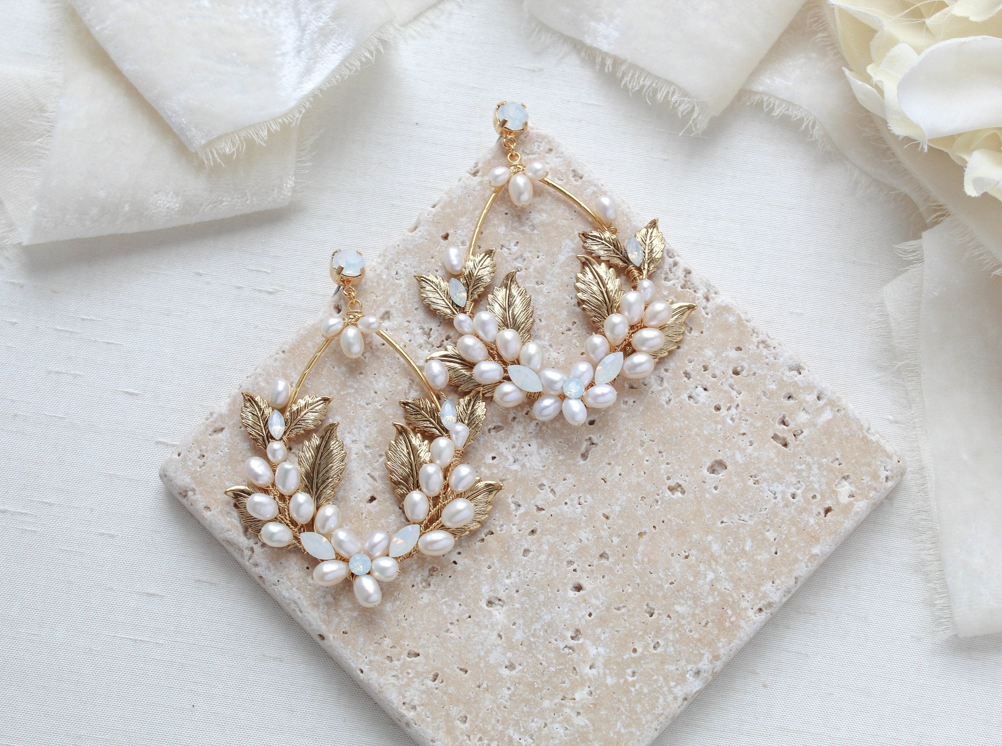 Pearl statement hoop earrings - MARGOT - Treasures by Agnes