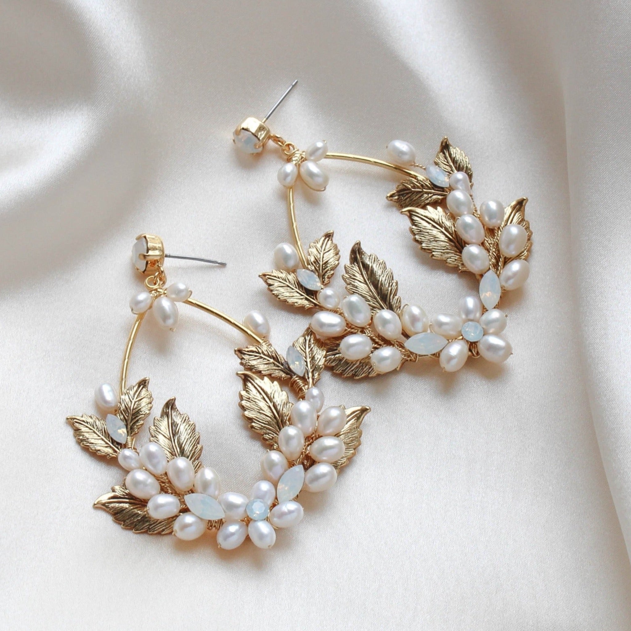 Pearl statement hoop earrings - MARGOT - Treasures by Agnes