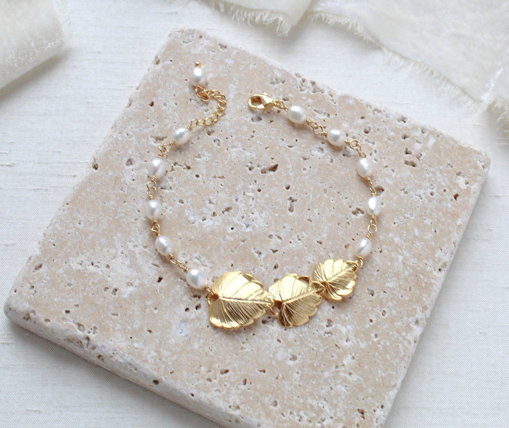 Pearl wedding bracelet with cascading leaf pendant - DELANEY - Treasures by Agnes