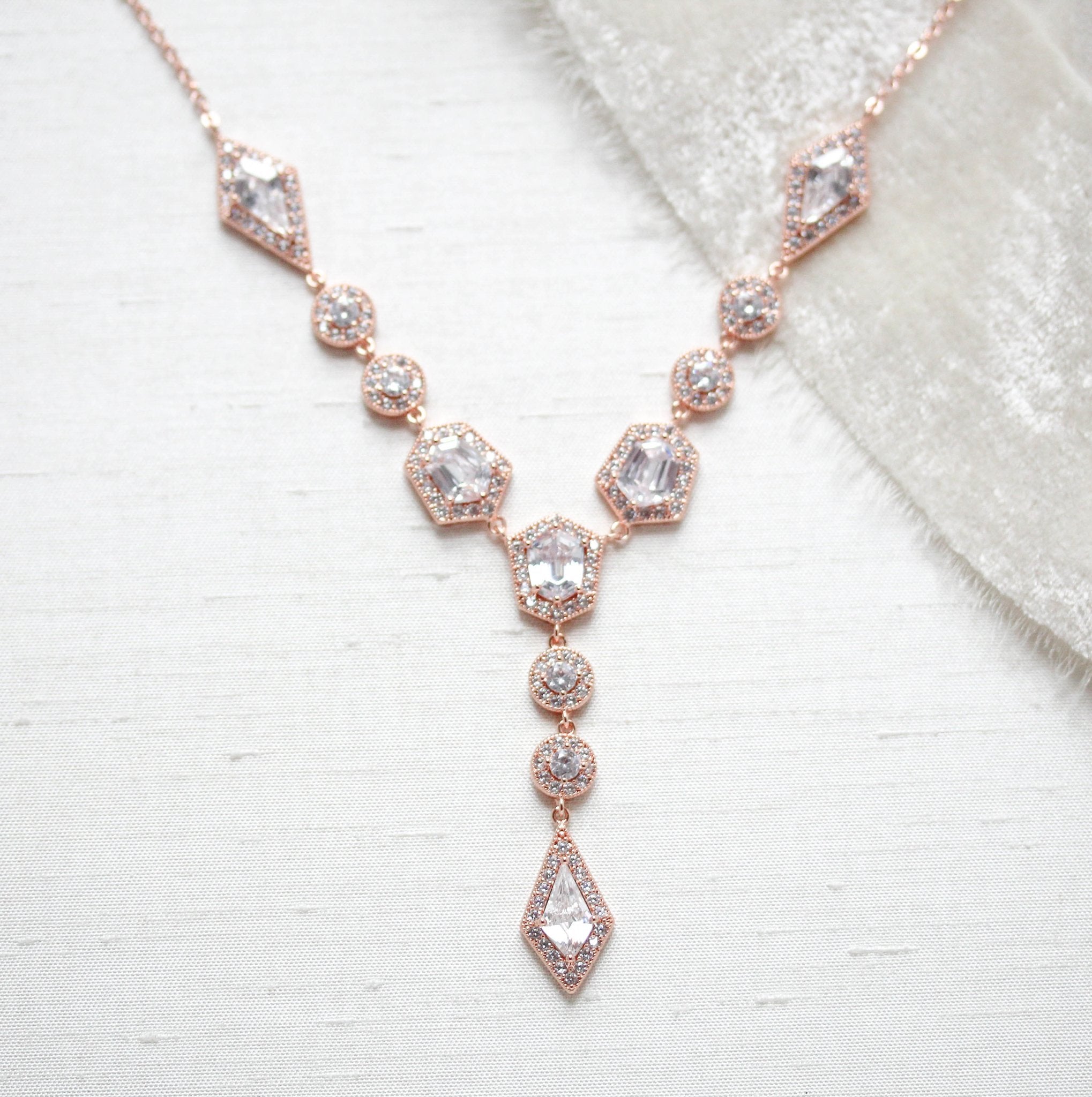 Rose gold Art Deco bridal necklace - MONROE - Treasures by Agnes
