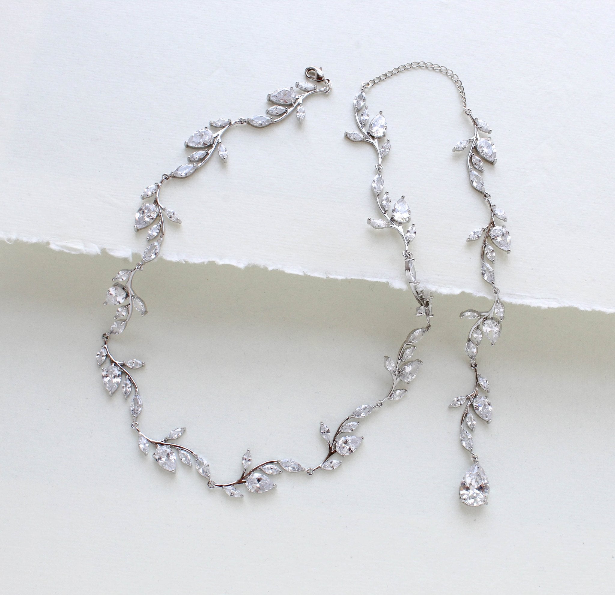 Rose gold Bridal backdrop necklace - APRILLE - Treasures by Agnes