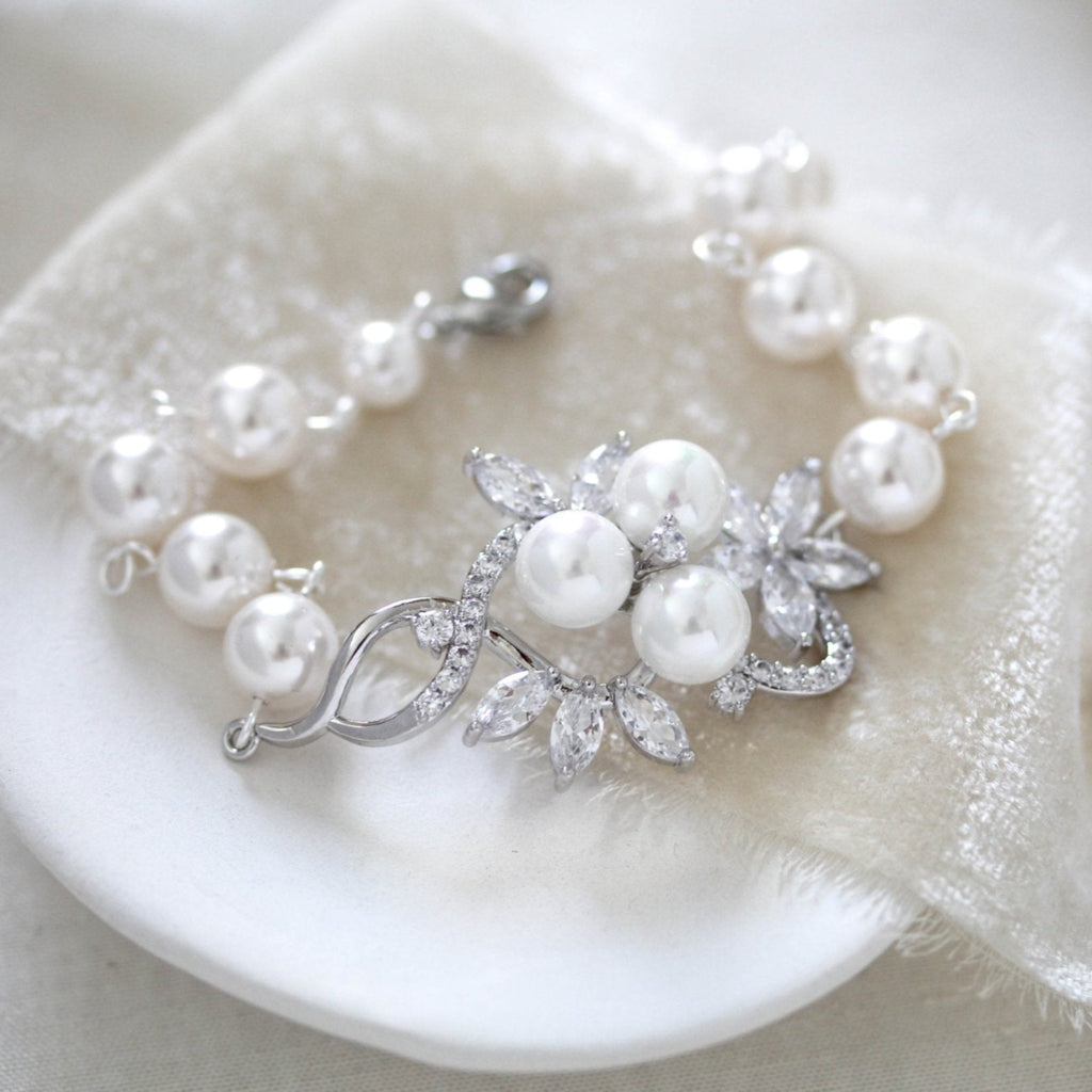 Rose gold Bridal bracelet with pearls MIA - Treasures by Agnes