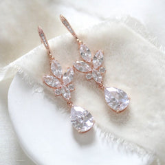 Rose gold bridal dangle earrings - DIVINE - Treasures by Agnes