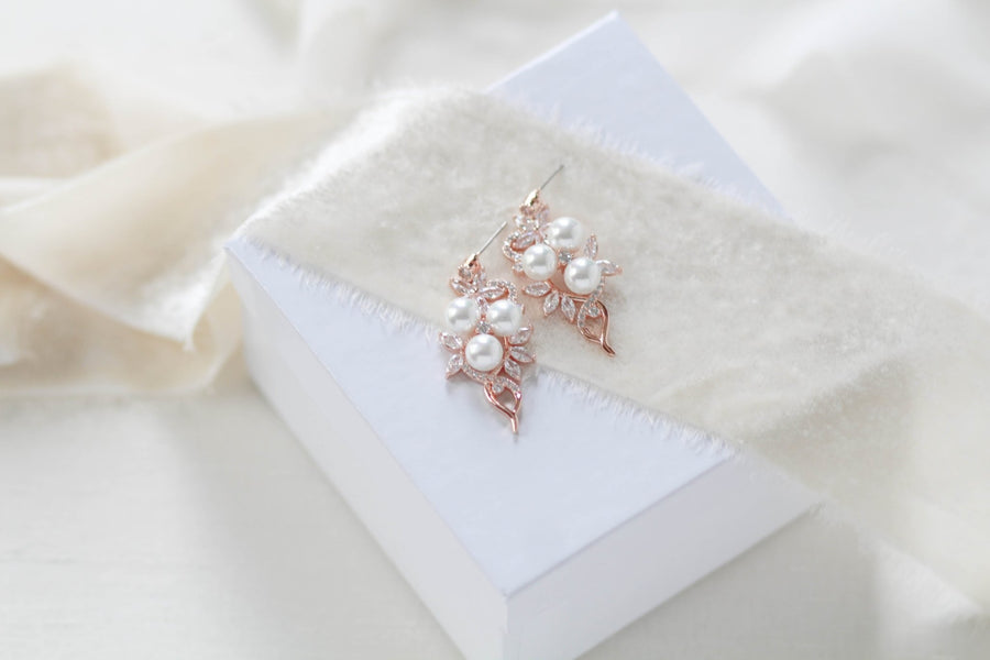 Rose gold Bridal earrings with pearls MIA - Treasures by Agnes