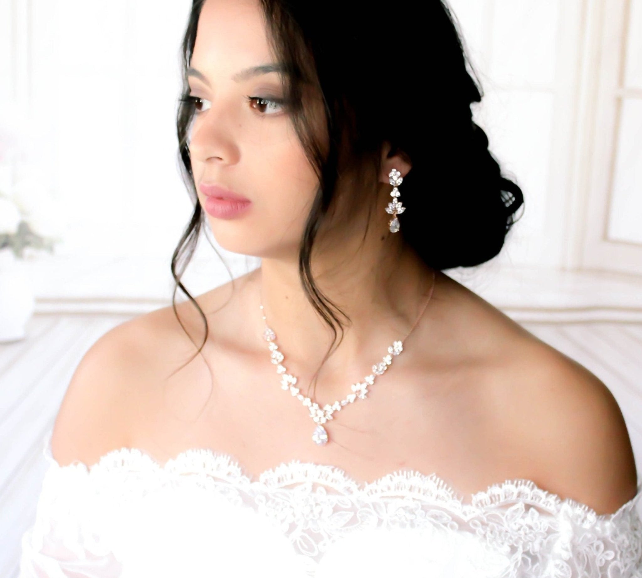 Rose gold Bridal leaf inspired necklace set - AVA - Treasures by Agnes