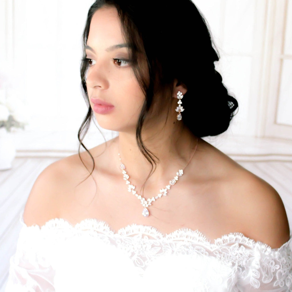 Rose gold Bridal leaf inspired necklace set - AVA - Treasures by Agnes