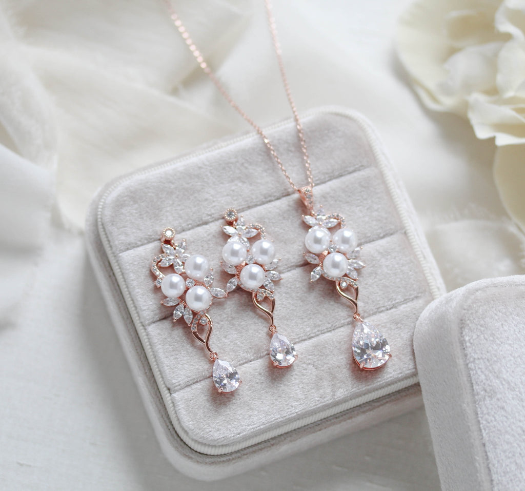 Rose gold Bridal necklace and earring set MIA - Treasures by Agnes