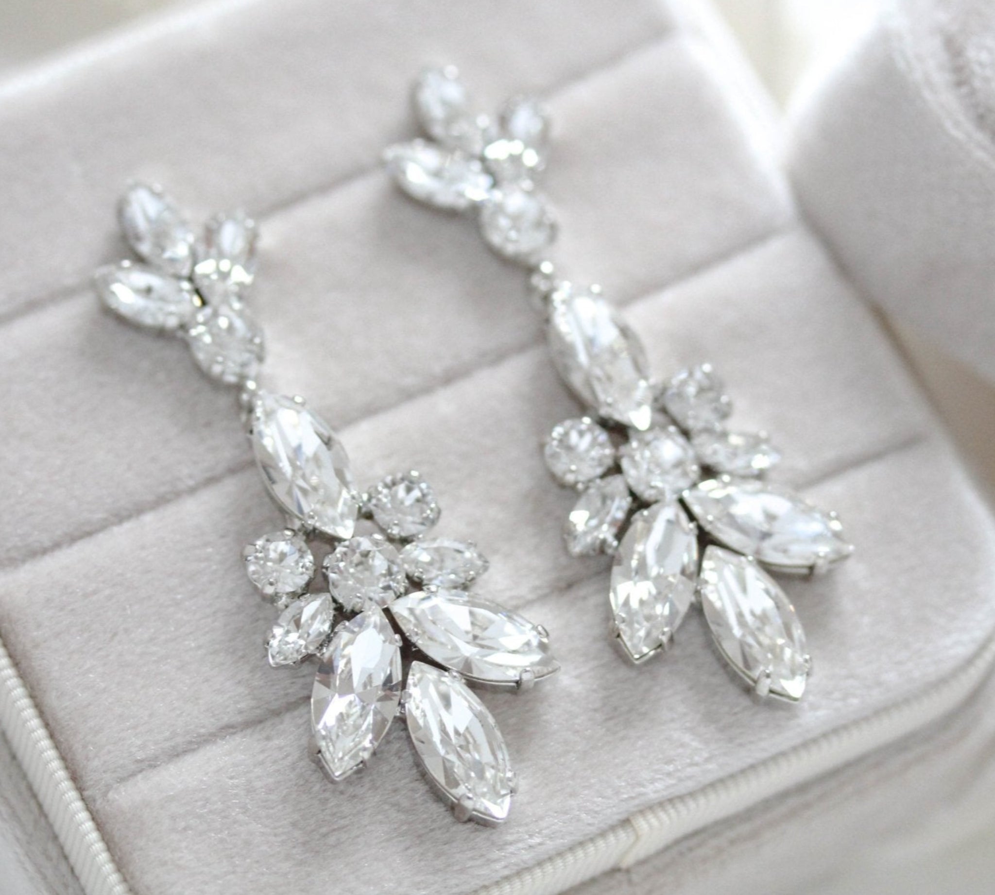 Rose gold crystal Bridal Chandelier earrings - COLETTE - Treasures by Agnes