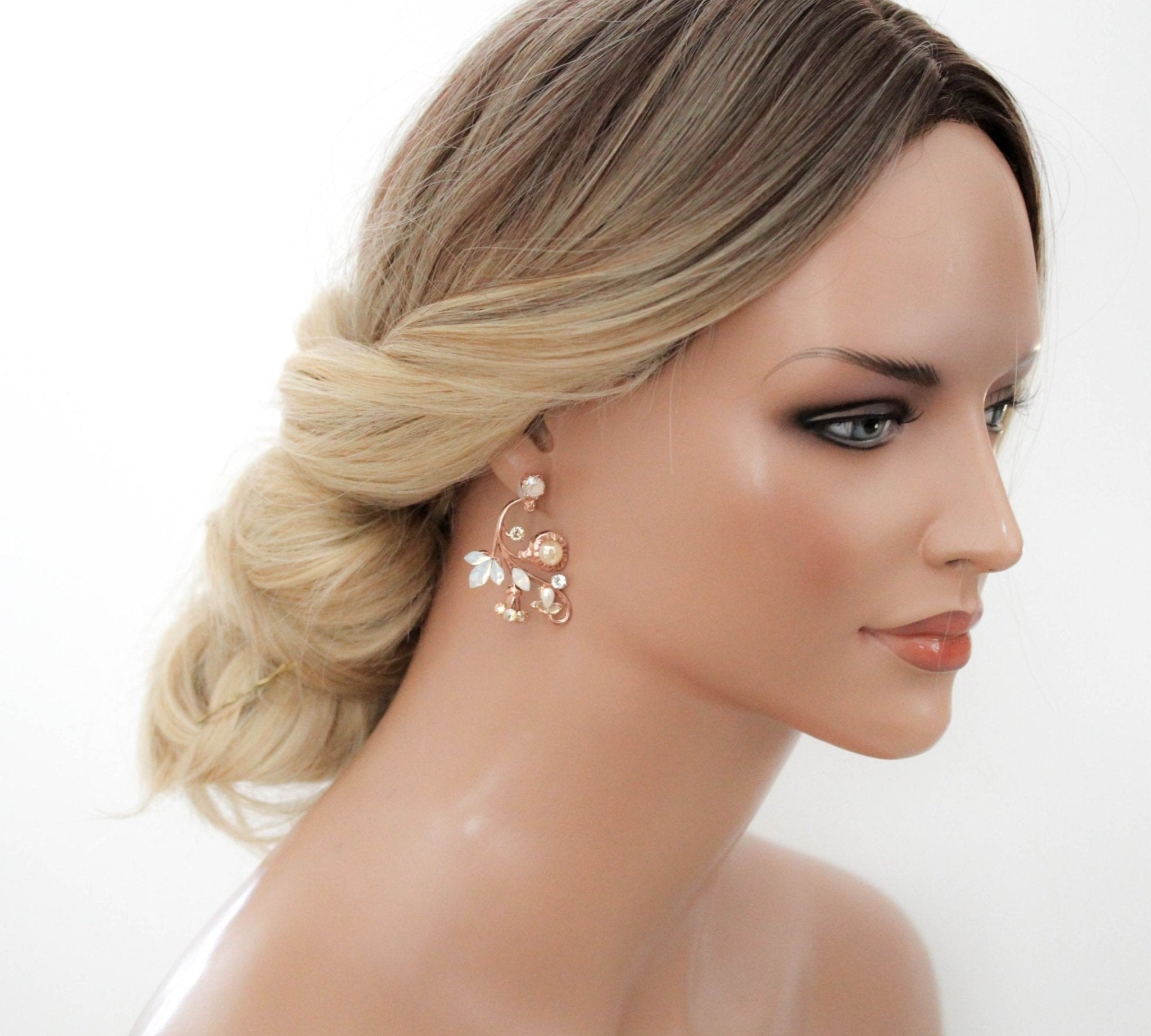 Rose gold crystal bridal earrings - REMI - Treasures by Agnes