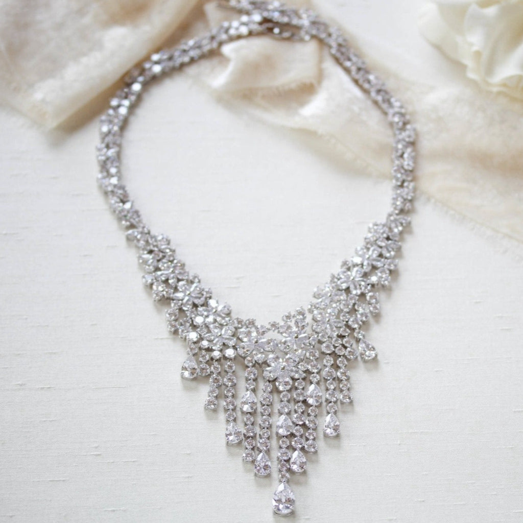 statement bridal necklace in floral design - ASTRID - Treasures by Agnes