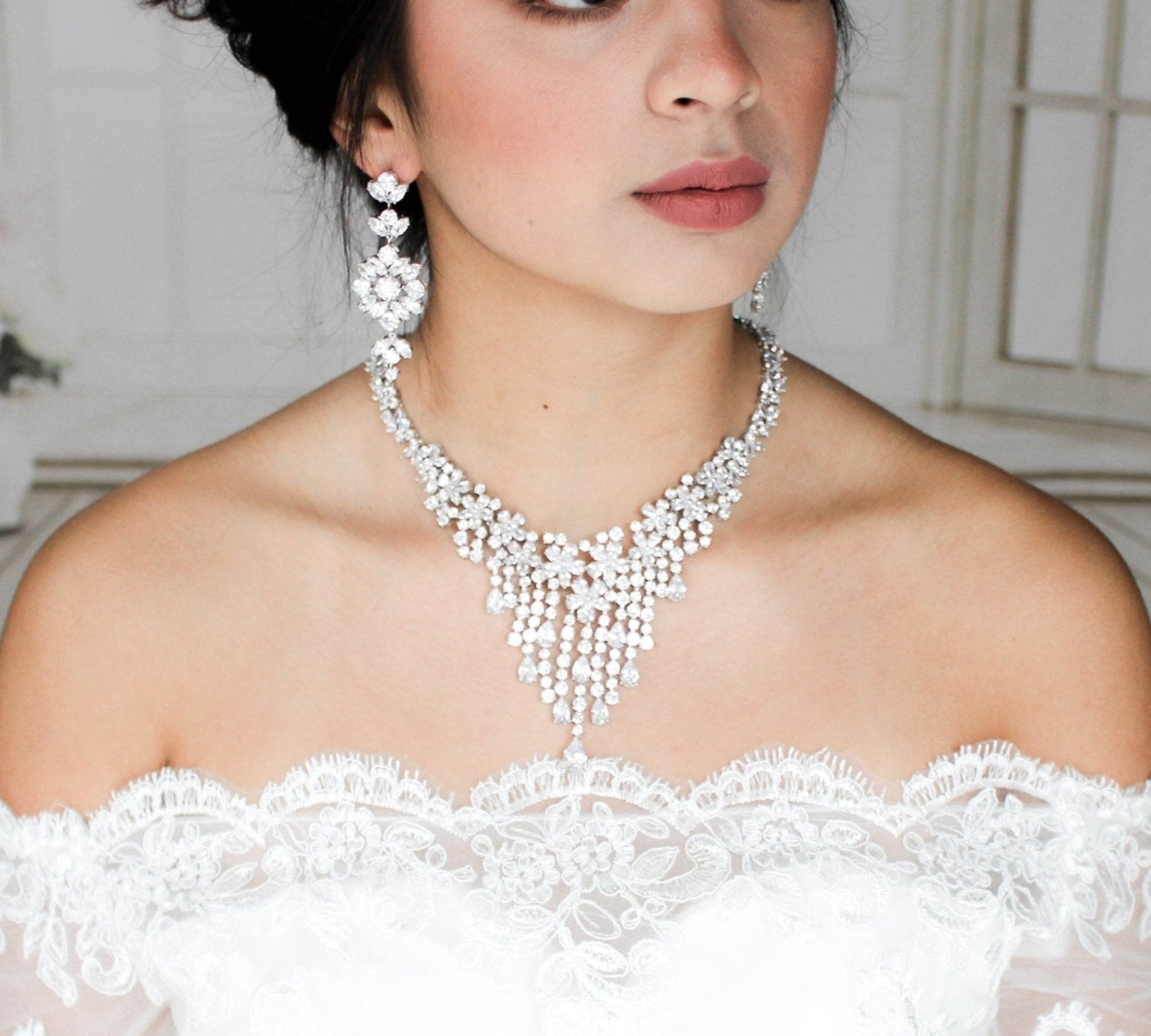 statement bridal necklace in floral design - ASTRID - Treasures by Agnes