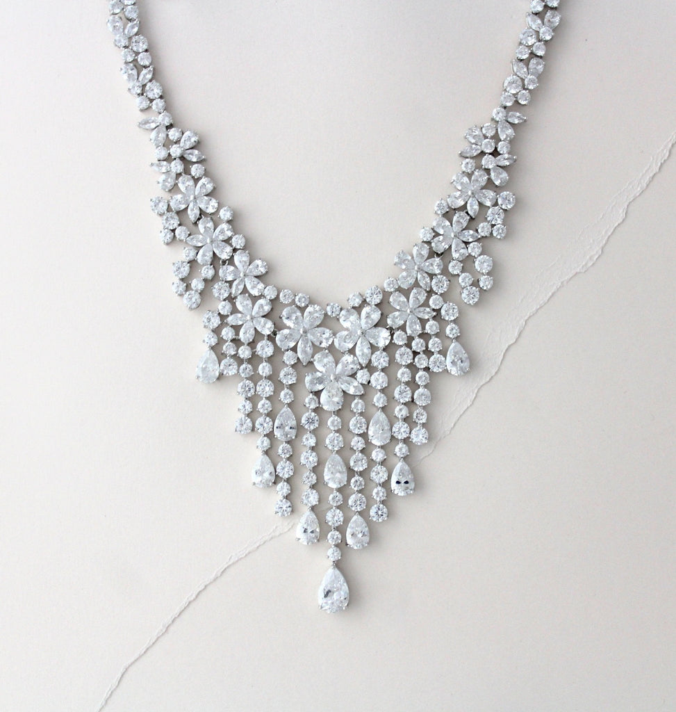 statement bridal necklace in floral design - ASTRID - Treasures by Agnes